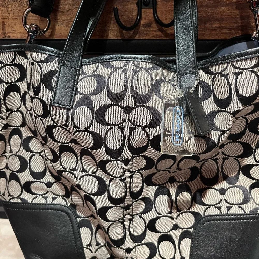 Coach‎ handbag